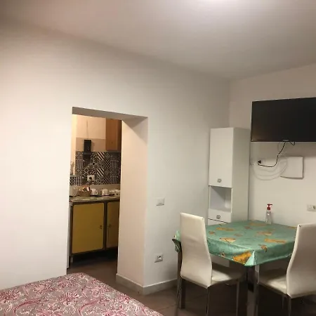 Arenada Private And Sud * קליארי